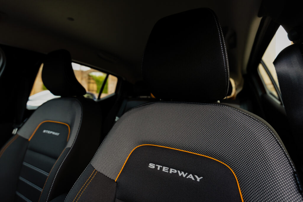 Nuova Dacia Sandero Stepway 2021: prezzo, allestimenti e dotazioni
