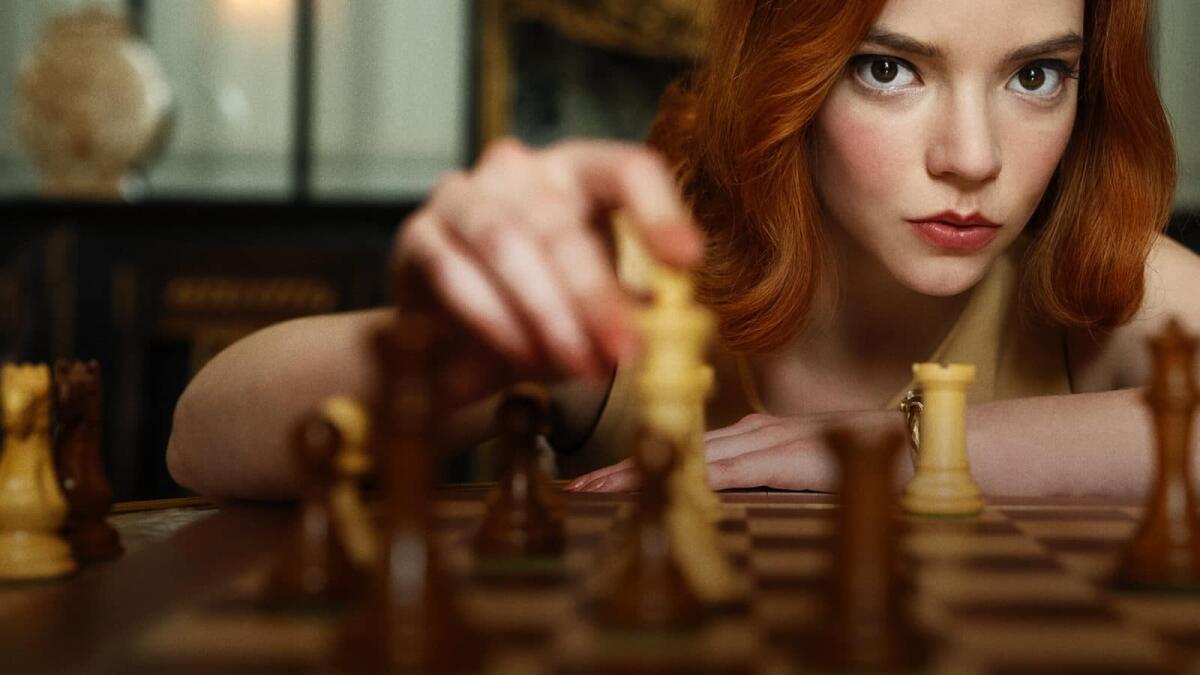 La riscoperta degli scacchi grazie a Netflix - Gli scacchi spopolano grazie alla serie Netflix "La regina degli scacchi". Fonte: Mashable Italia