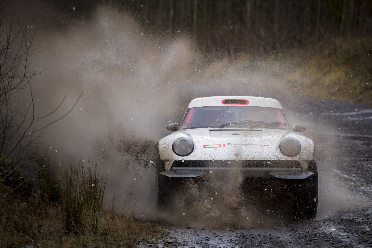 L’esclusiva Singer ACS, l’omaggio alle 911 rialzate della Dakar - esclusiva Singer ACS
singervehicledesign.com