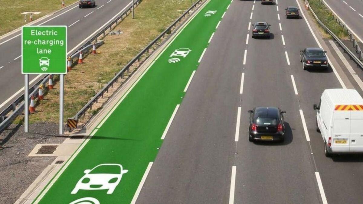 Dynamic Wireless Power Transfer: è possibile ricaricare un’auto elettrica mentre si è in viaggio? - 