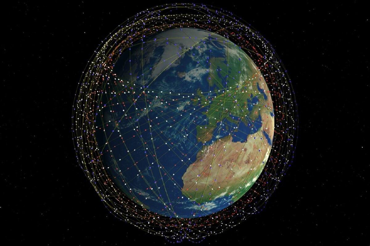 Come si muovono i satelliti che orbitano intorno alla Terra? - 