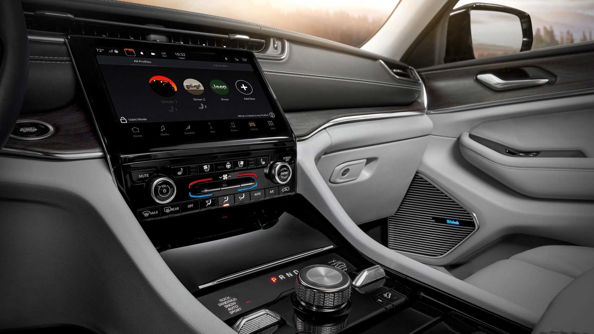 Nuova Jeep Grand Cherokee 2021: eccola nell'inedita variante L