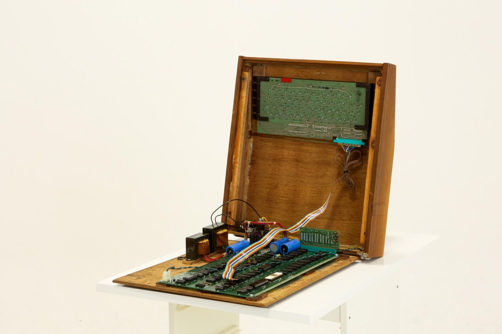 Un Apple I in vendita su Ebay: è stato costruito e ideato da Steve Jobs e Steve Wozniak