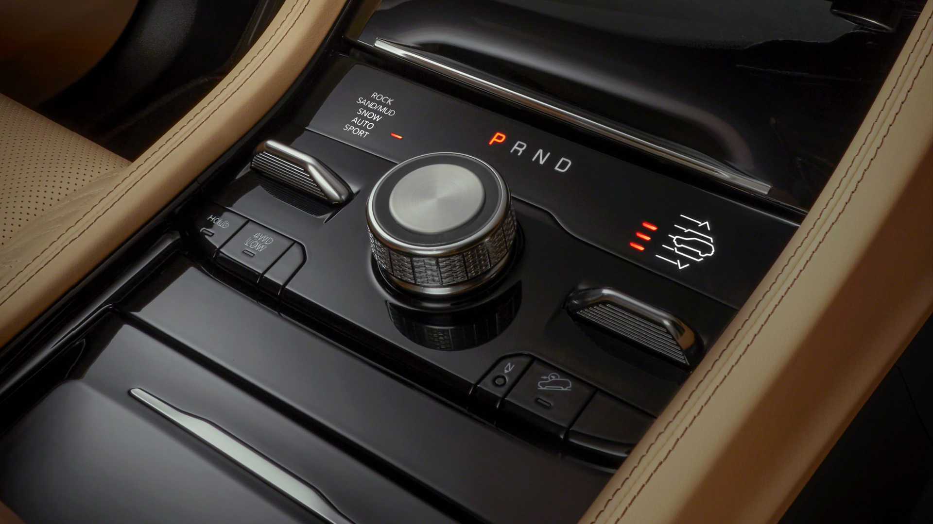 Nuova Jeep Grand Cherokee 2021: eccola nell'inedita variante L