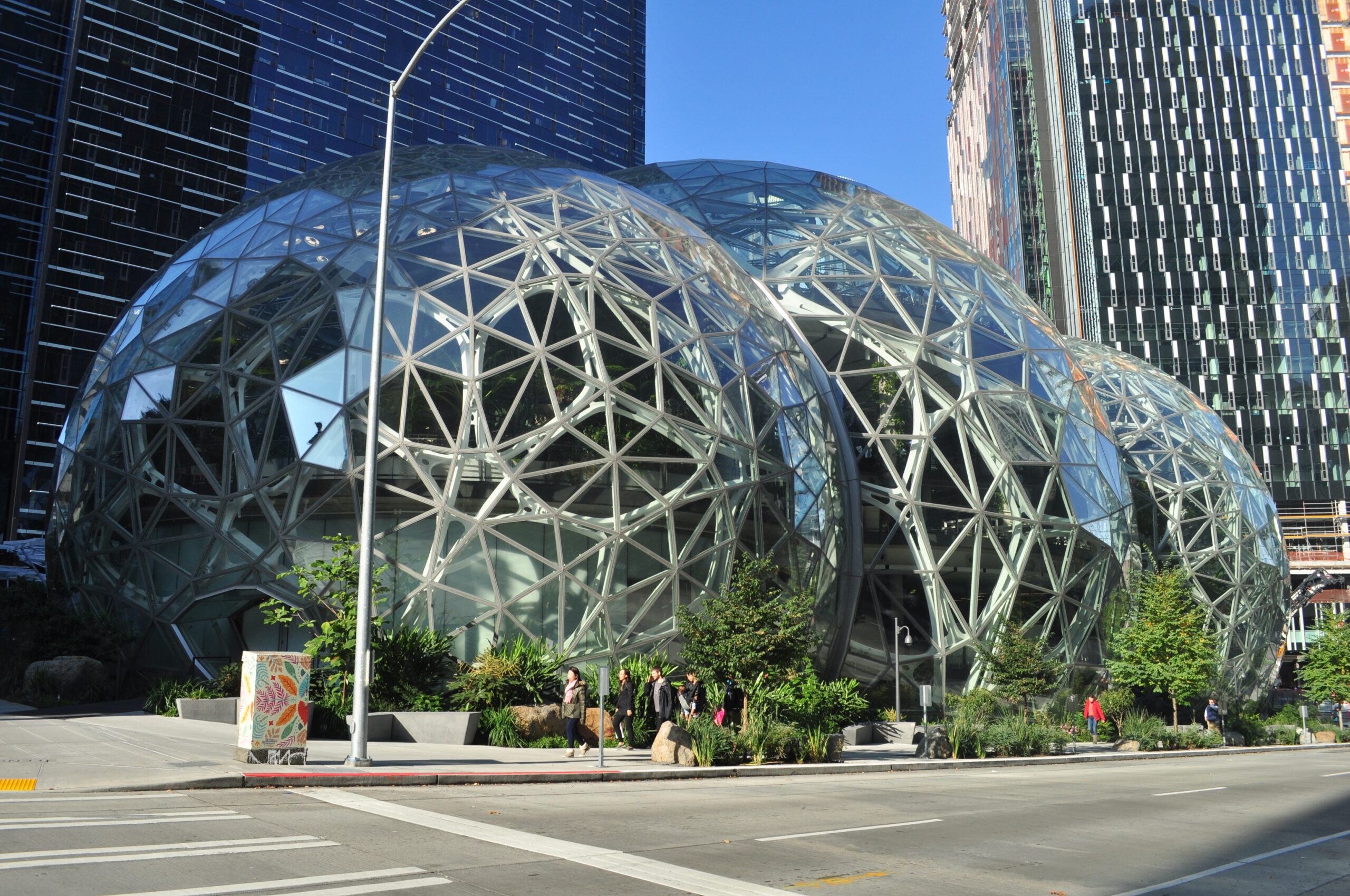 Sede Amazon a Seattle. PH: wikipedia.org