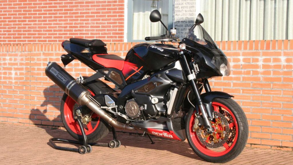 Nuova Aprilia Tuono 660: foto, descrizione, analisi tecnica e prezzi