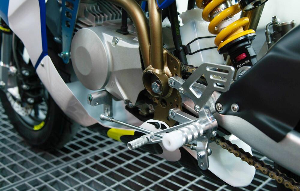Nuova Ohvale GP-2 2021  dettaglio leva cambio