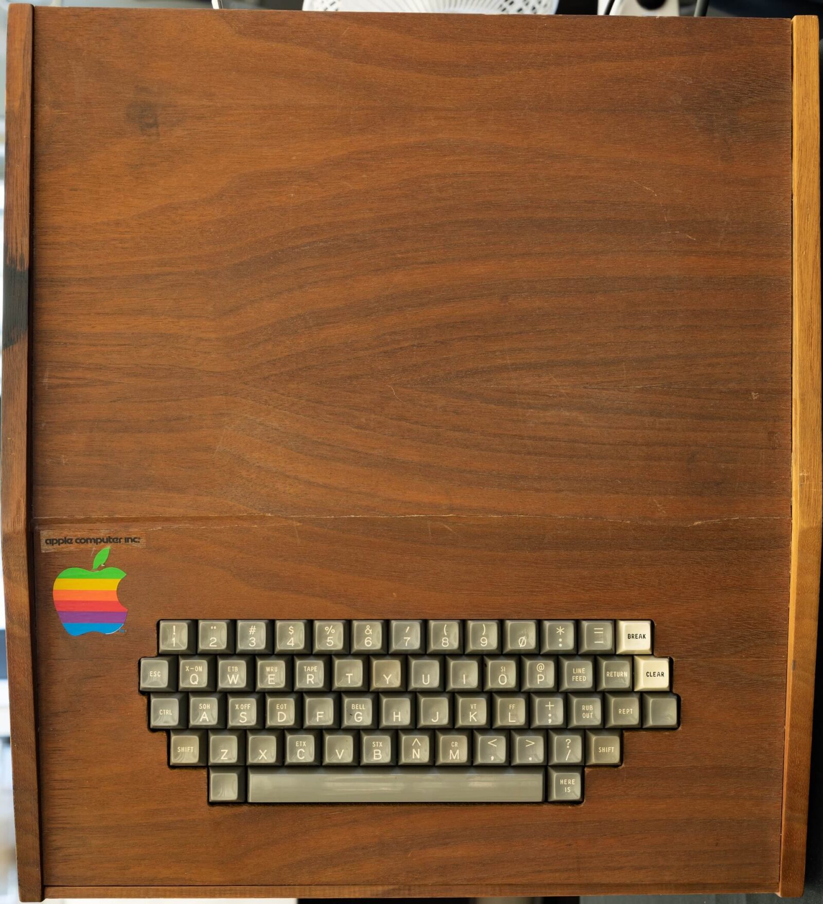 Un Apple I in vendita su Ebay: è stato costruito e ideato da Steve Jobs e Steve Wozniak