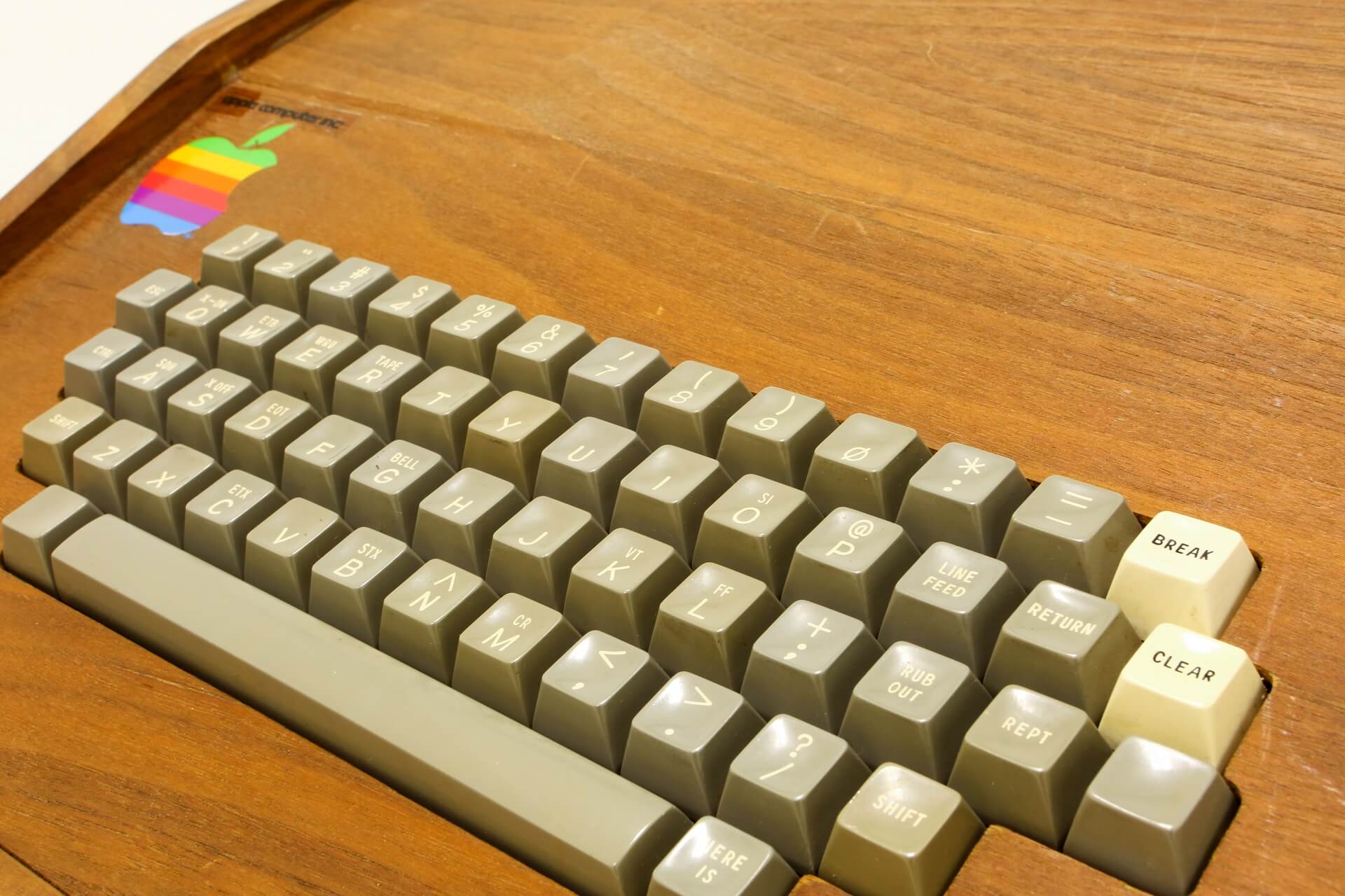 Un Apple I in vendita su Ebay: è stato costruito e ideato da Steve Jobs e Steve Wozniak