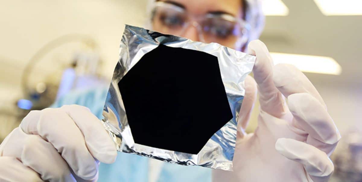 Nanotubi in carbonio coltivati su foglio di alluminio (tecnica CNT)