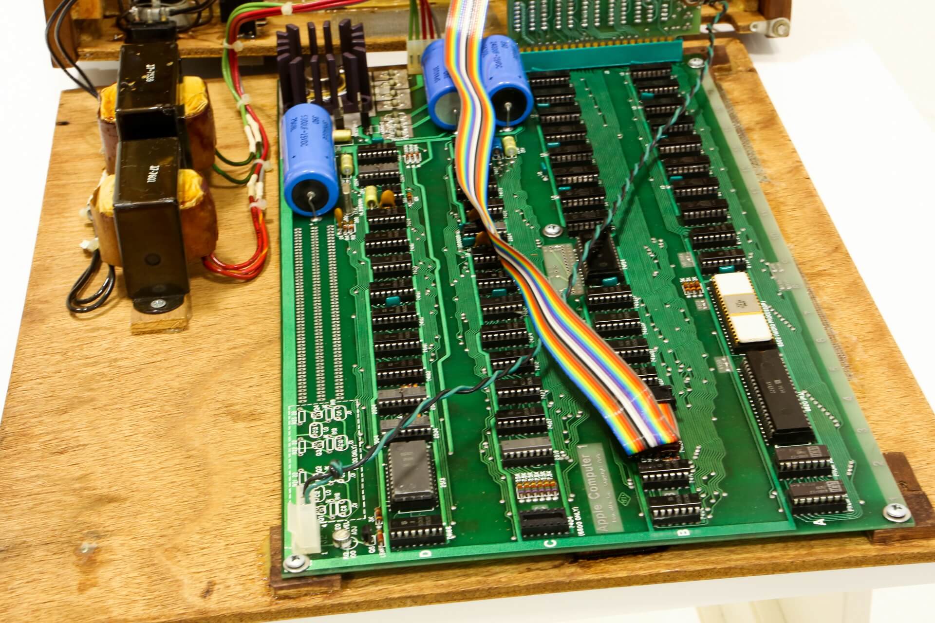 Un Apple I in vendita su Ebay: è stato costruito e ideato da Steve Jobs e Steve Wozniak