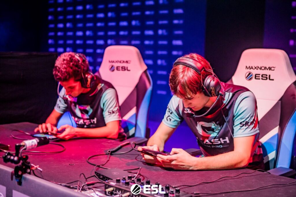 Vibre MCES eSports interfacce neurali