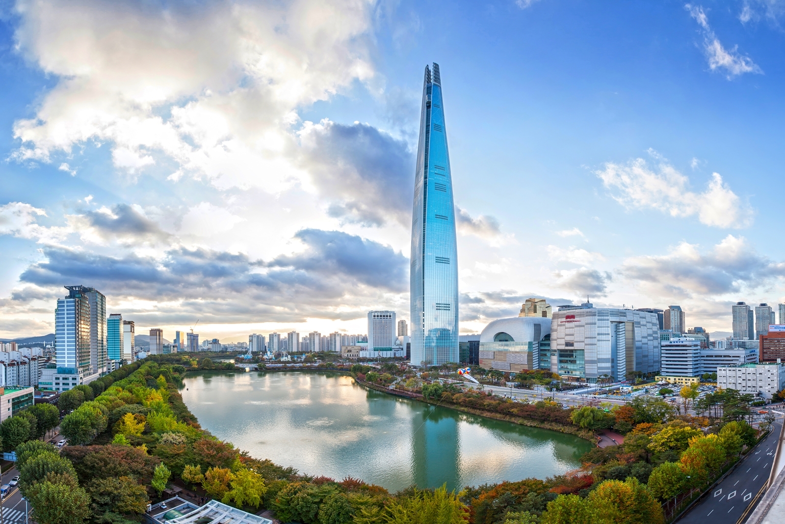 Lotte World Tower. PH: archdaily.com