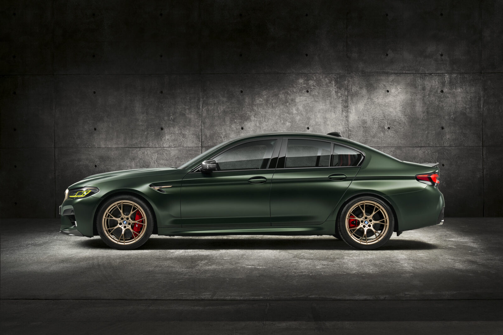 BMW M5 CS