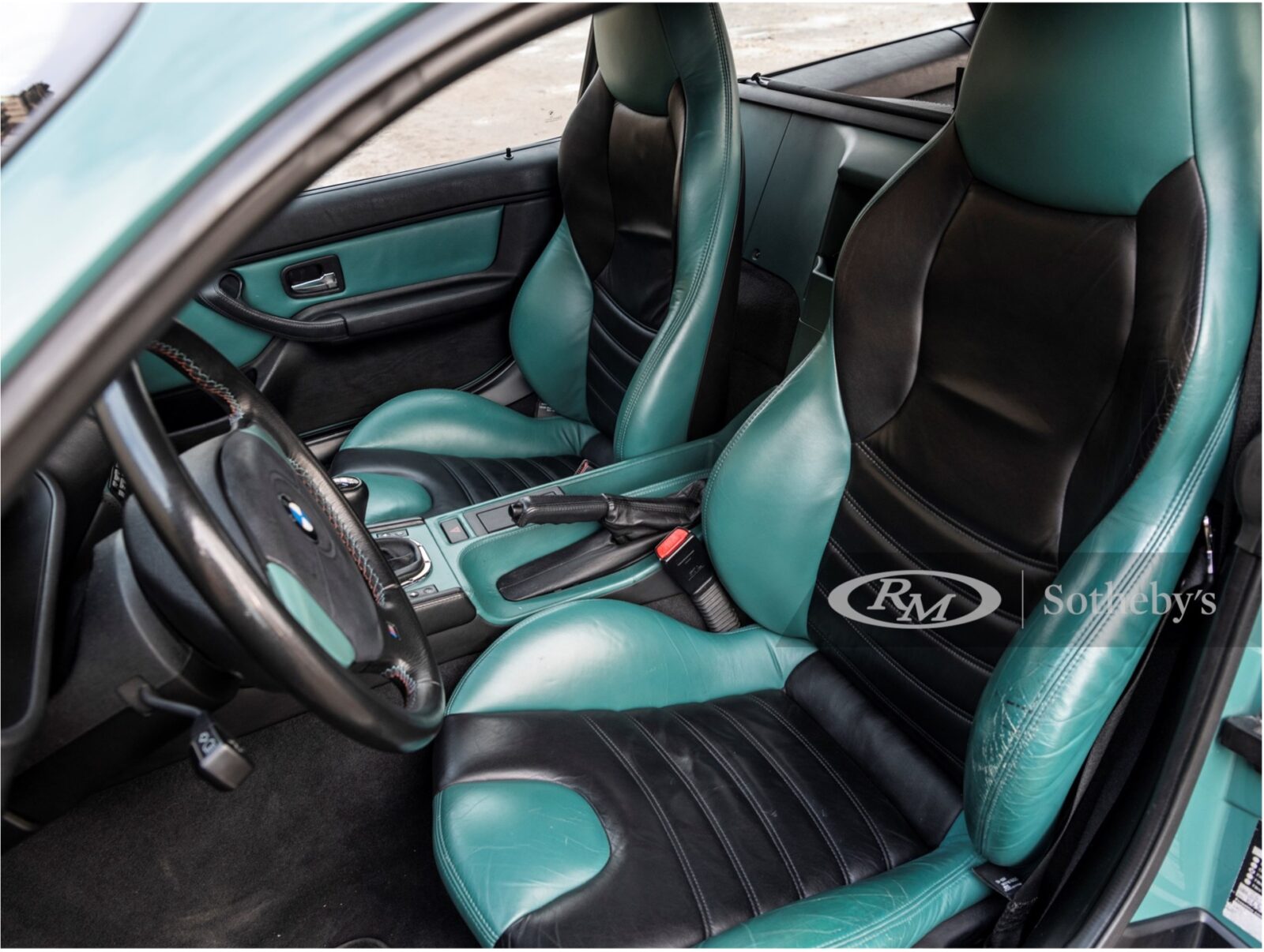 Gli interni della BMW Z3M Coupé che verrà messa all'asta. Credits: RM Sotheby's