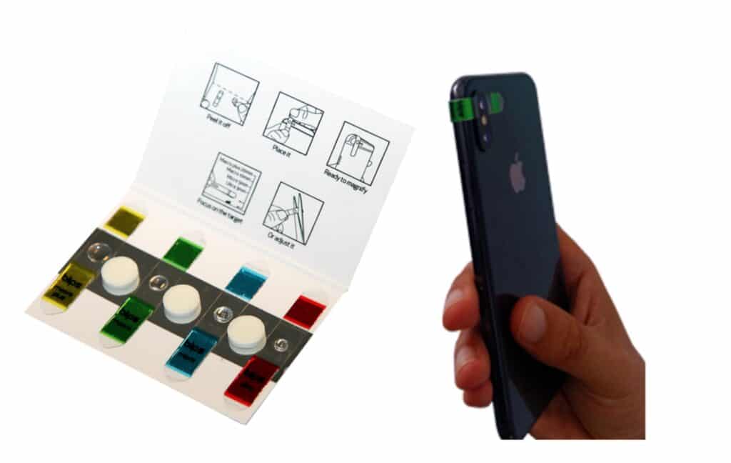 Kit di mini-lenti Blips e una Blips Macro applicata sulla fotocamera di un iPhone. Credit: SMS