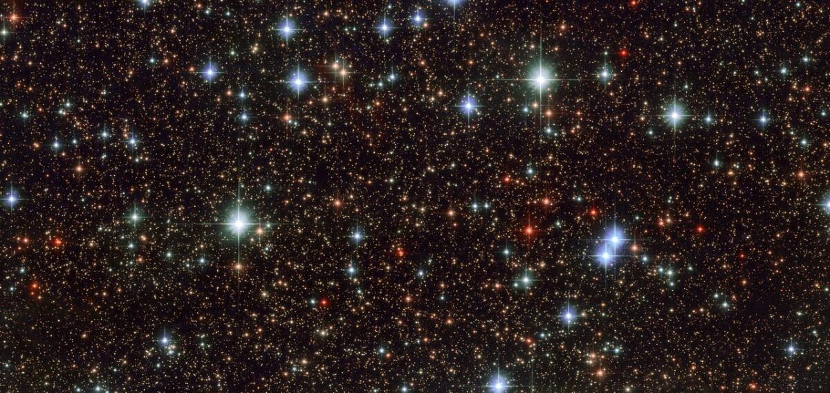 Perché le stelle brillano nel cielo: il viaggio della luce attraverso l'Universo - Perchè le stelle brillano nel cielo? Stelle, Magnitudine, Sole, Luminosità Credits NASA