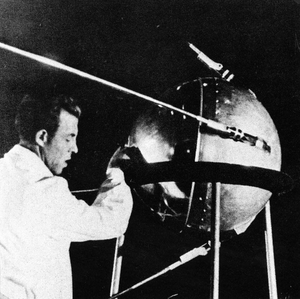Lo Sputnik 1 prima del lancio nell'ottobre 1957. Credits: ESA