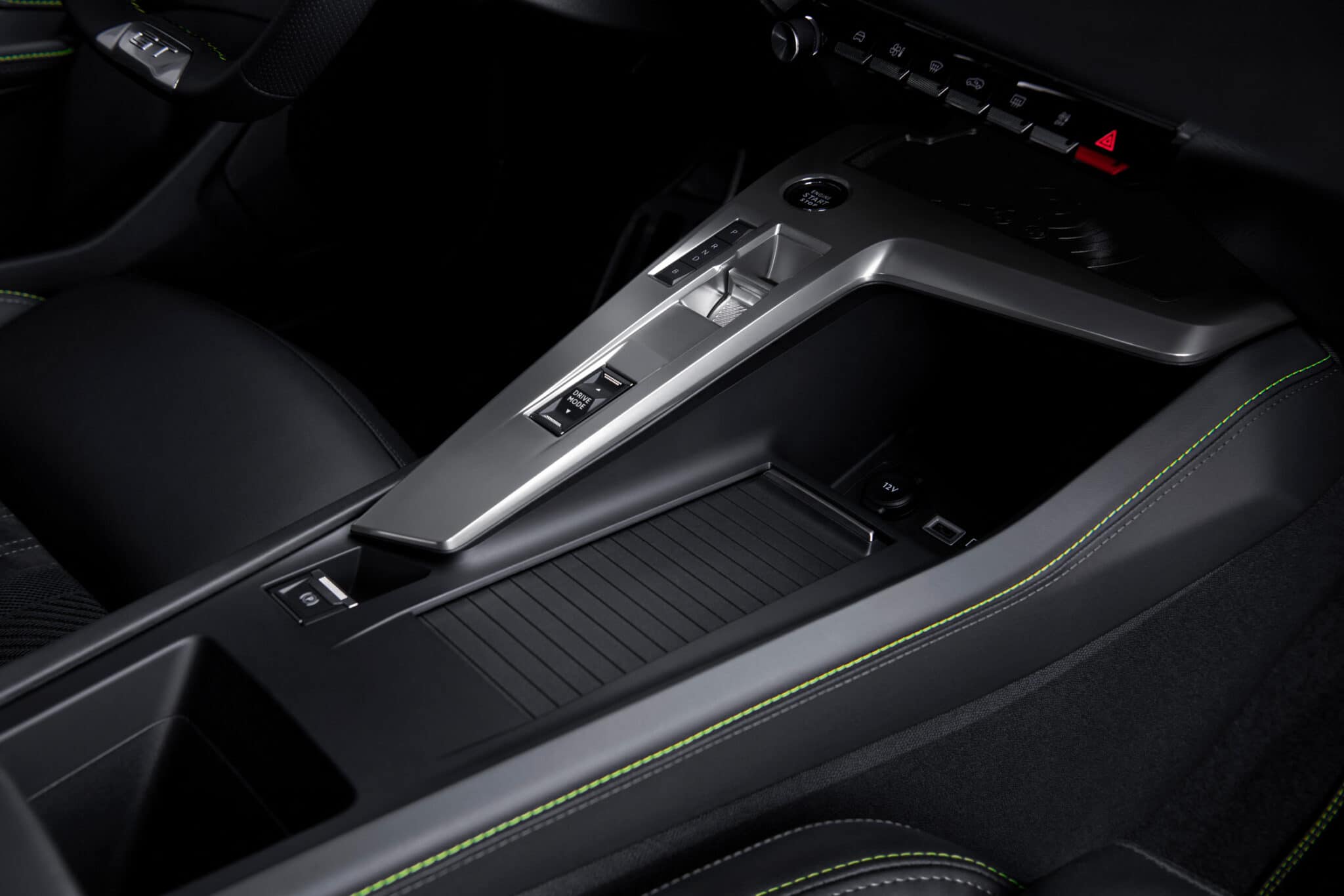 Nuova Peugeot 308 2021: la berlina media del Leone arriva alla terza generazione
