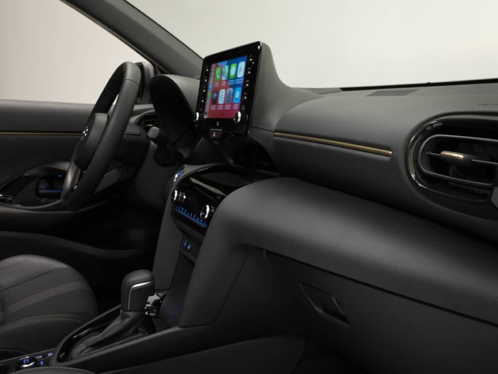 Toyota Yaris Cross: ecco le versioni Adventure e Premiere