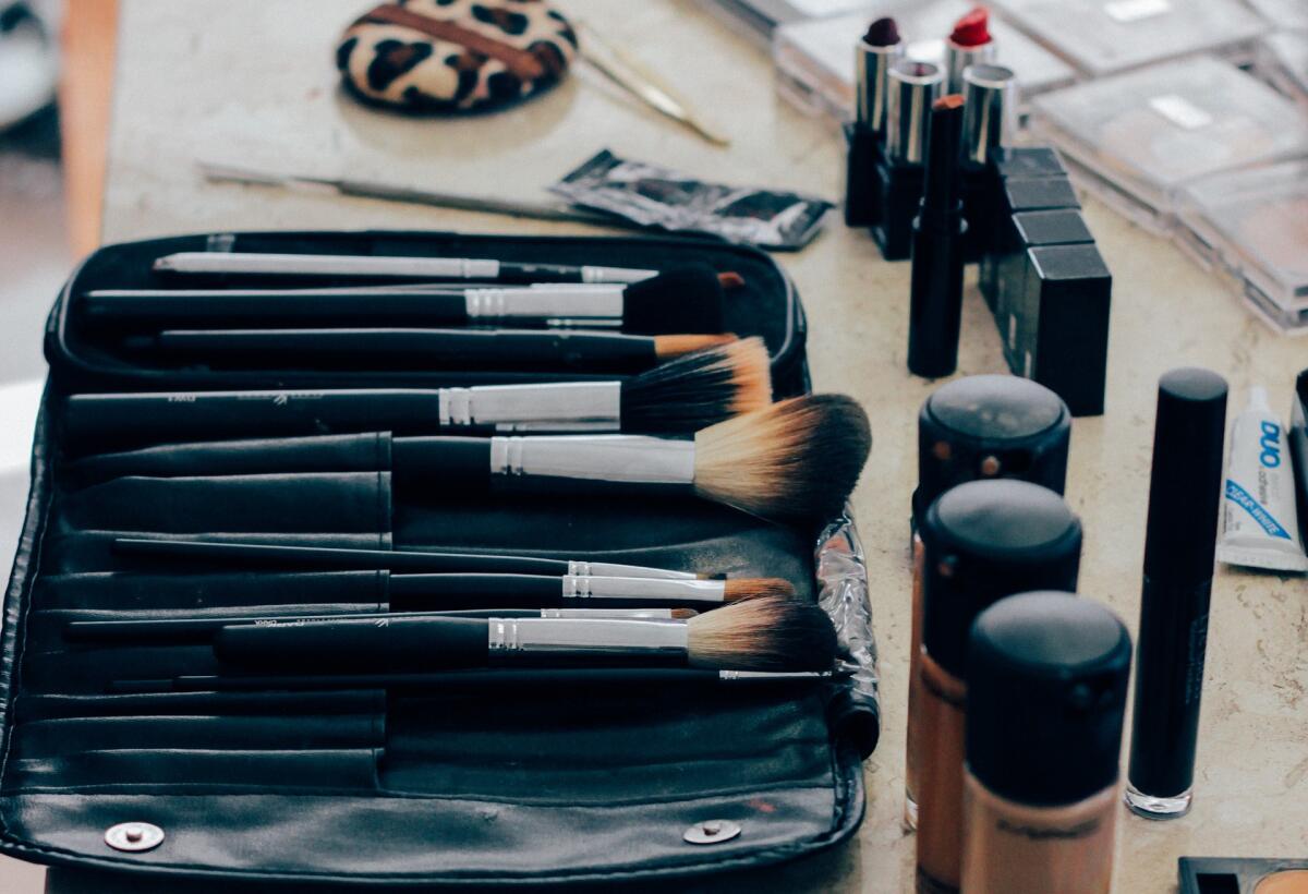 Cosmetici, ecco perché condizionano l’ambiente più dei trasporti - pixabay.com