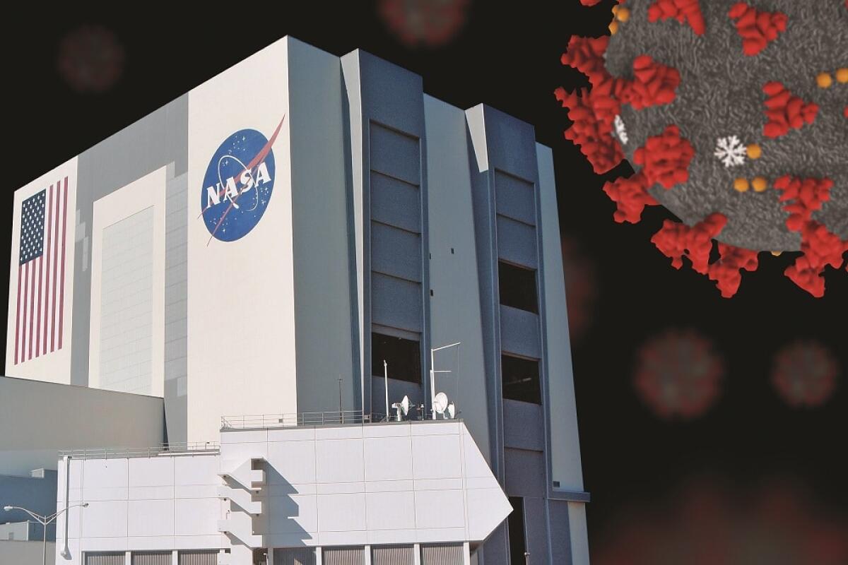 Il Covid costerà alla NASA 3 Miliardi di dollari - United States Flag Capitol State Building during Covid19 2020 novel coronavirus Pandemic, 3d virus medical model, Washington DC, USA