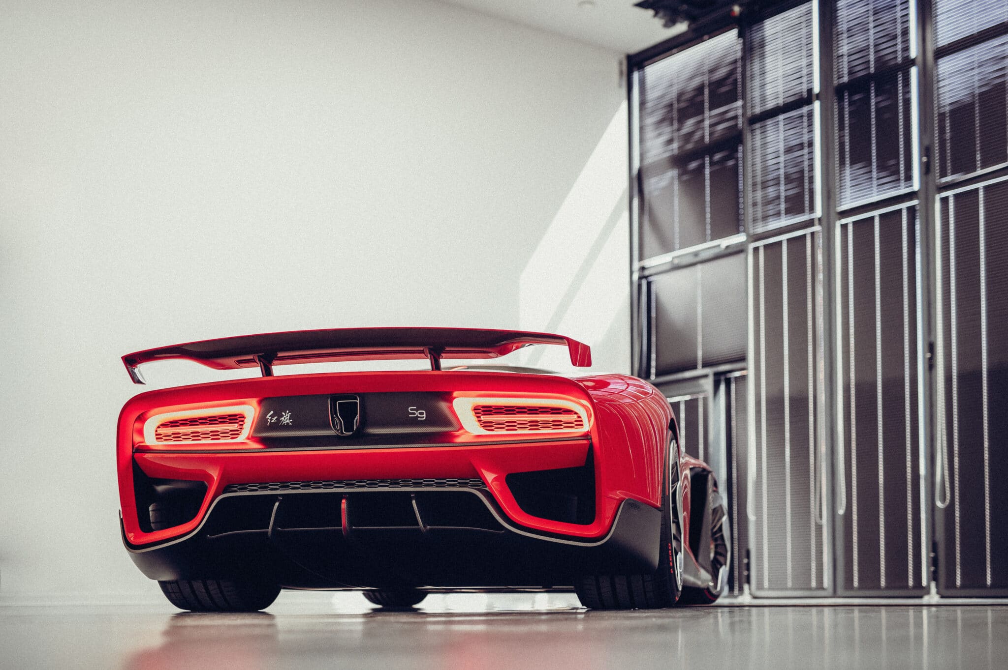 Silk-FAW Hongqi S9: la hypercar ibrida da 1400 cv e 4 motori. Crediti fotografia: ufficio stampa Silk Faw