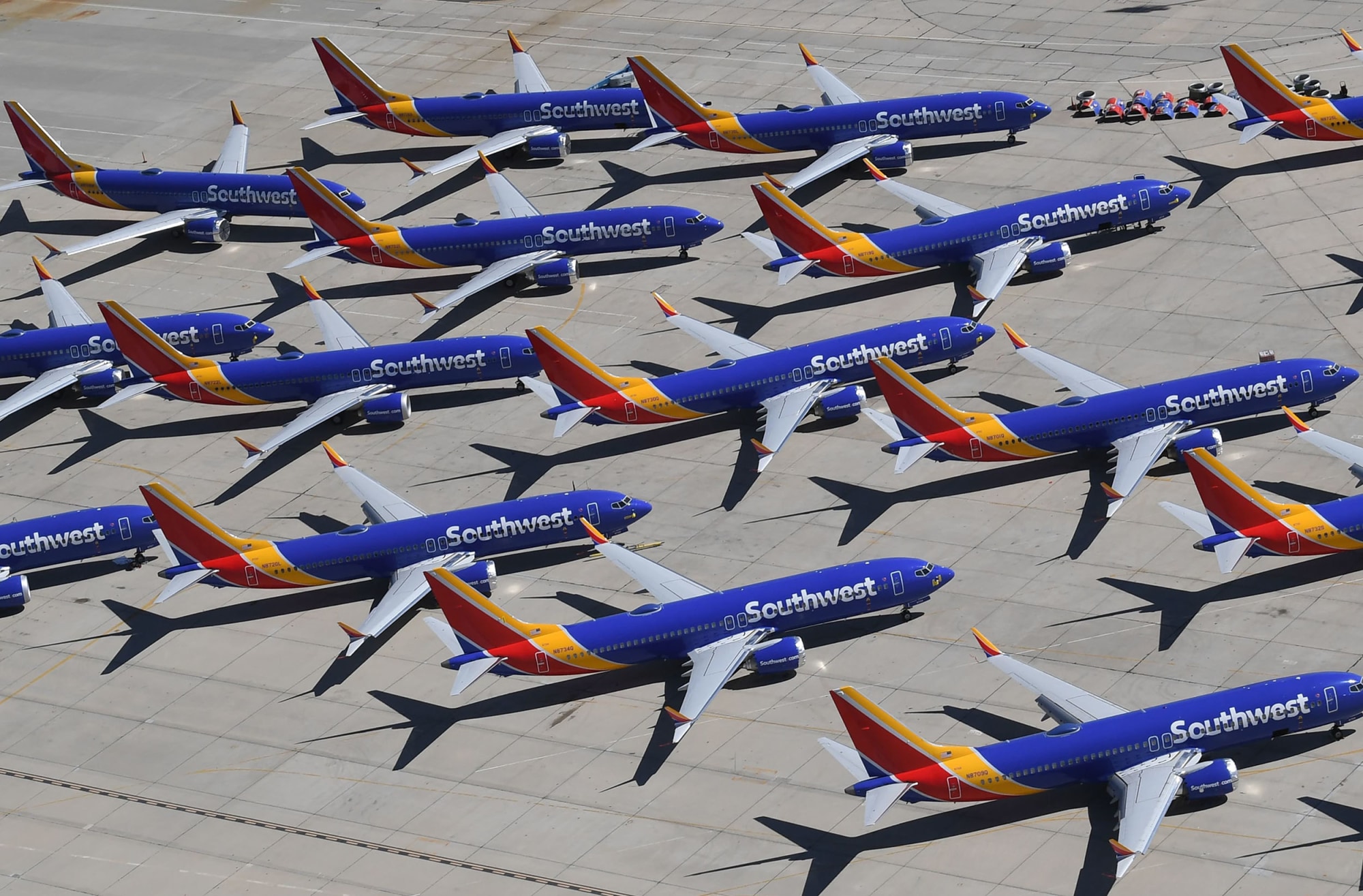 Boeing 737 MAX della Southwest Airlines parcheggiati dopo la mesa a terra Credits: nbcnews.com