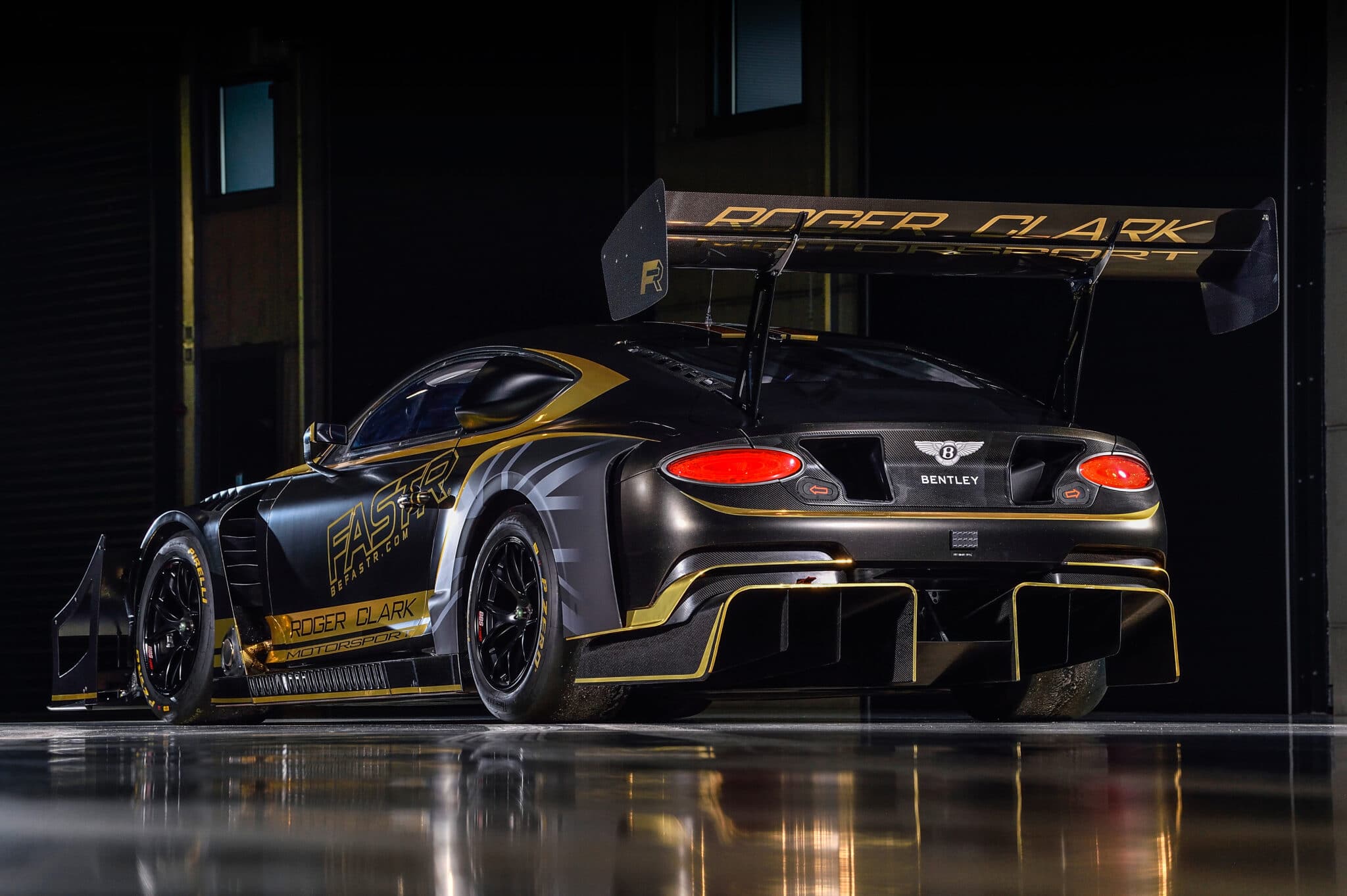 Bentley Continental GT3 Pikes Peak - Copyright: Ufficio Stampa Bentley