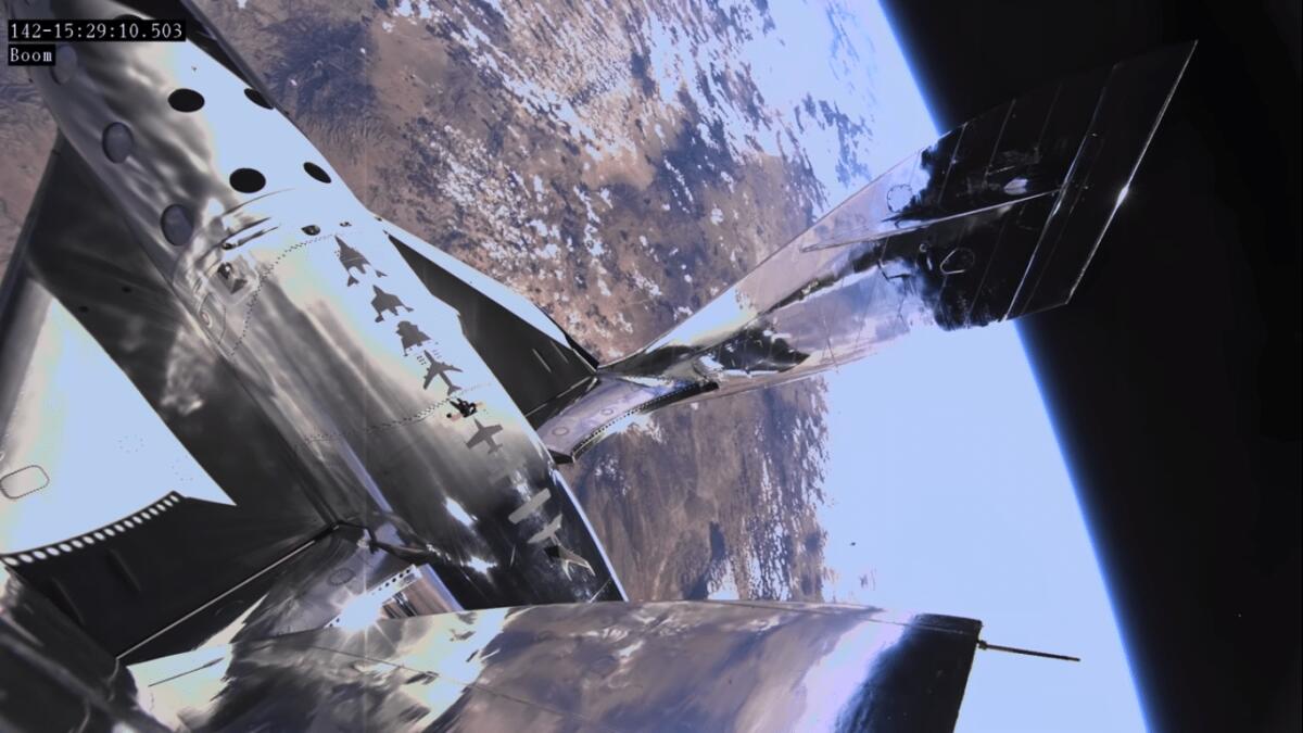 Virgin Galactic torna a volare con la Unity dopo due anni - La Virgin SpaceShip raggiunge l'apogeo durante il test di volo del 22 Maggio. Crediti: Virgin Galactic.