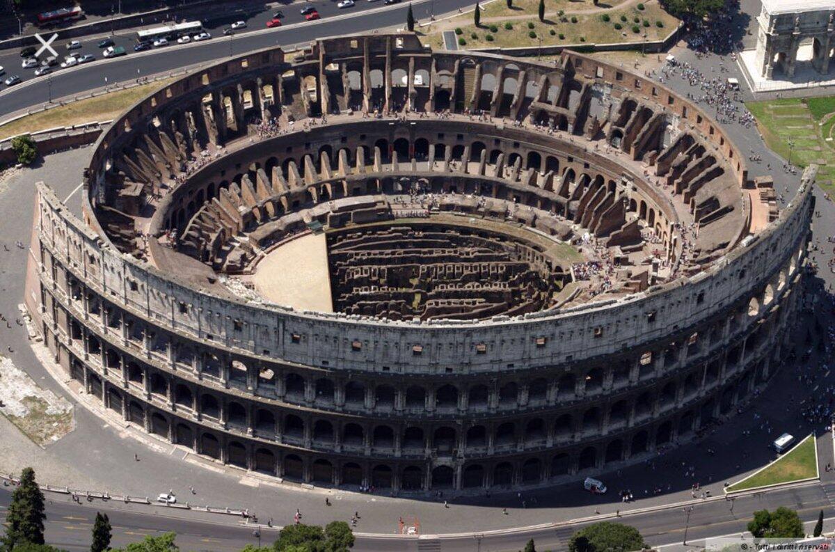 Ecco la nuova copertura del Colosseo - corrierenazionale.it
