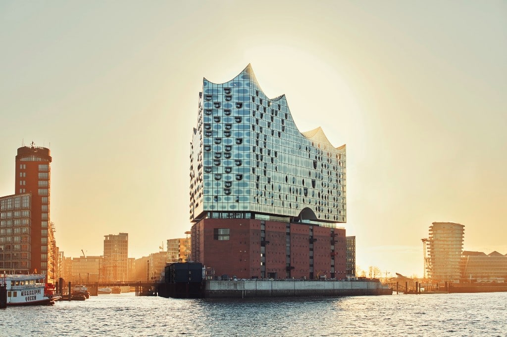 'Elbphilharmonie di Amburgo, da teknoring.com