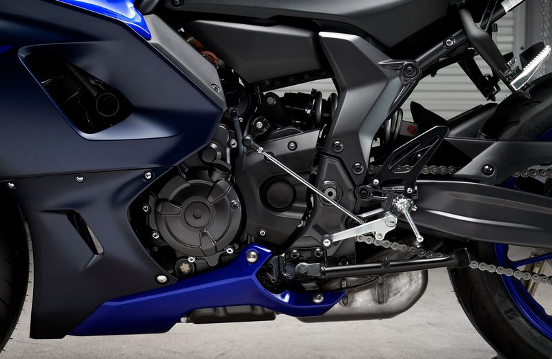Nuova Yamaha YZF R7 2022