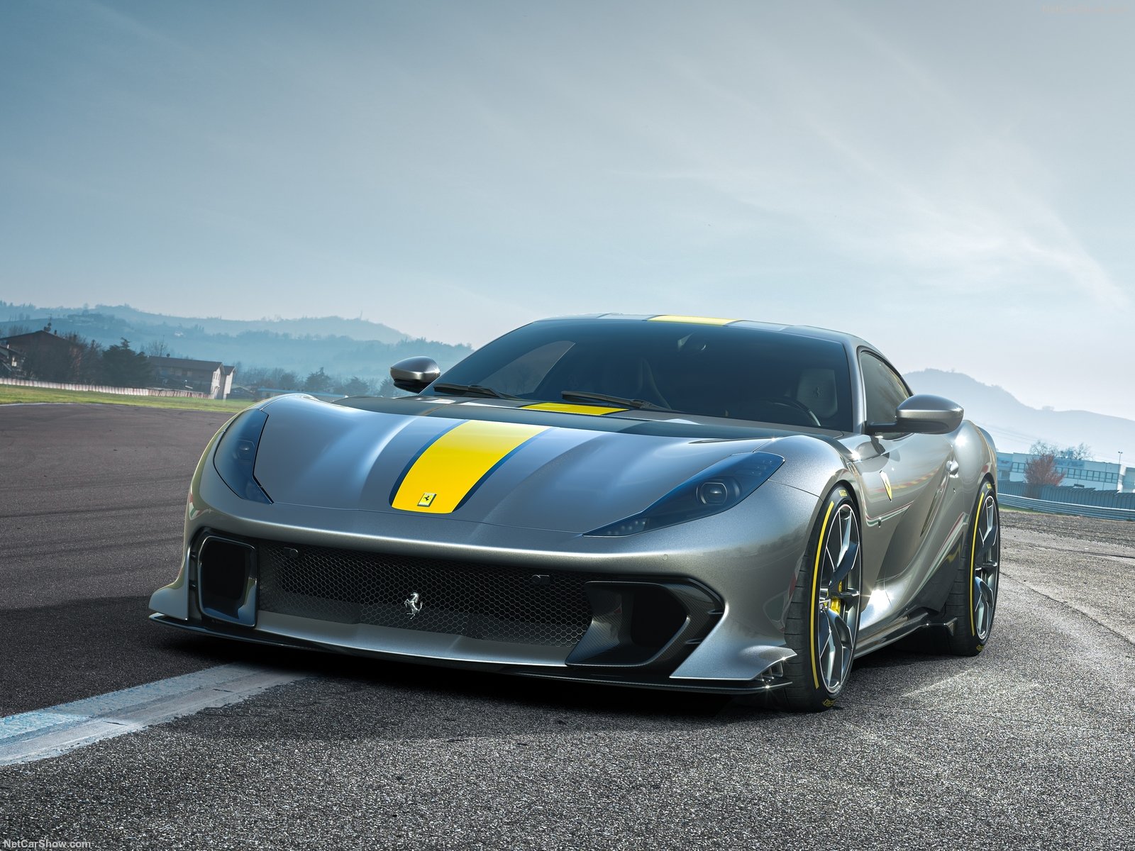 Ferrari 812 Competizione