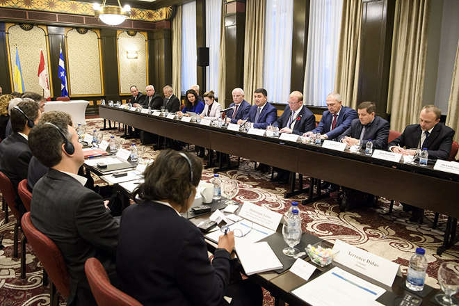 Incontro tra le delegazioni. Credit: State Space Agency of Ukraine