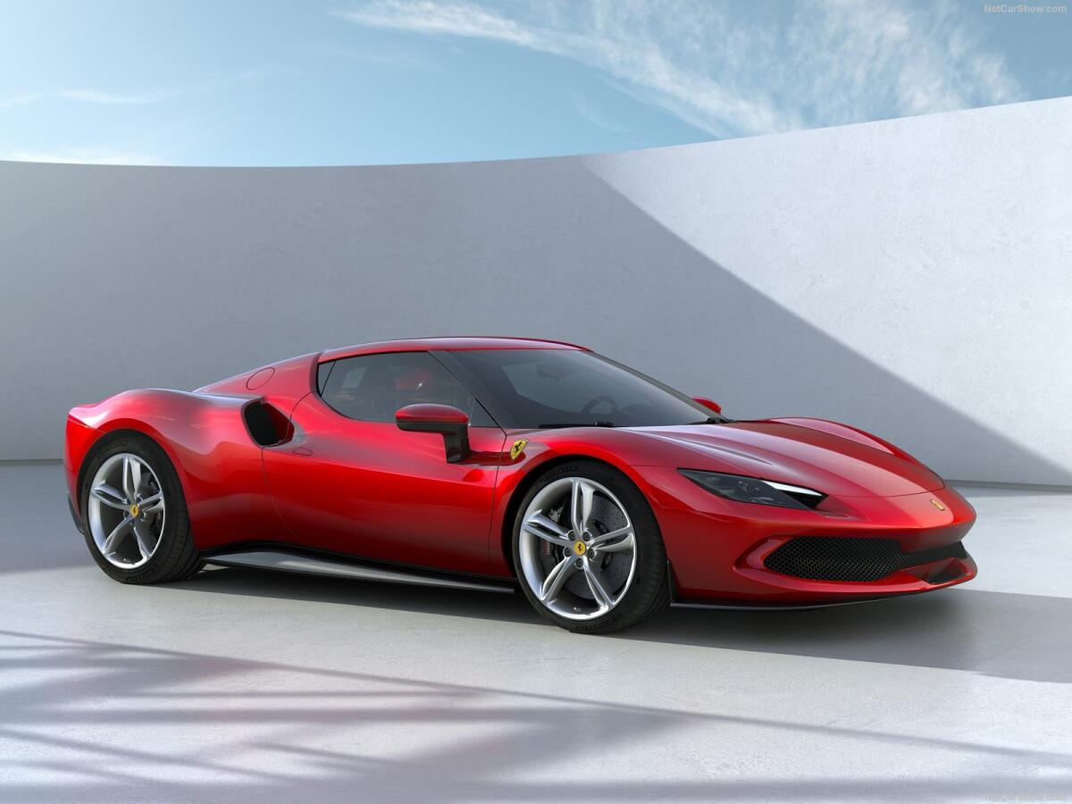 Ferrari 296 GTB: arriva la prima V6 ibrida stradale del Cavallino. La potenza? 830 cv - Ferrari 296 GTB
