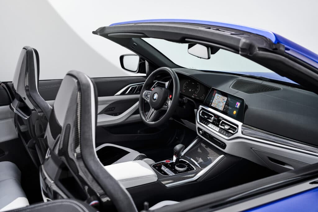 BMW M4 Competition Cabrio: divertimento a cielo aperto