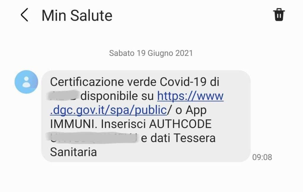 L'SMS che sta circolando in questi giorni con la comunicazione del codice per richiedere la certificazione verde (Green Pass).