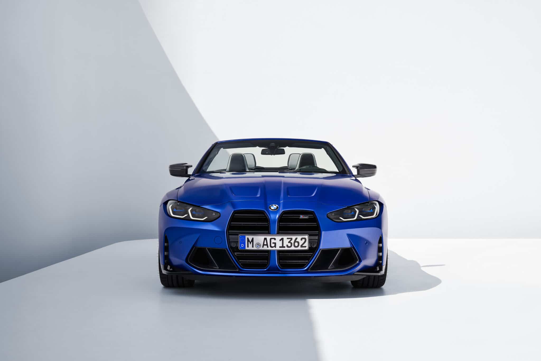 BMW M4 Competition Cabrio: divertimento a cielo aperto