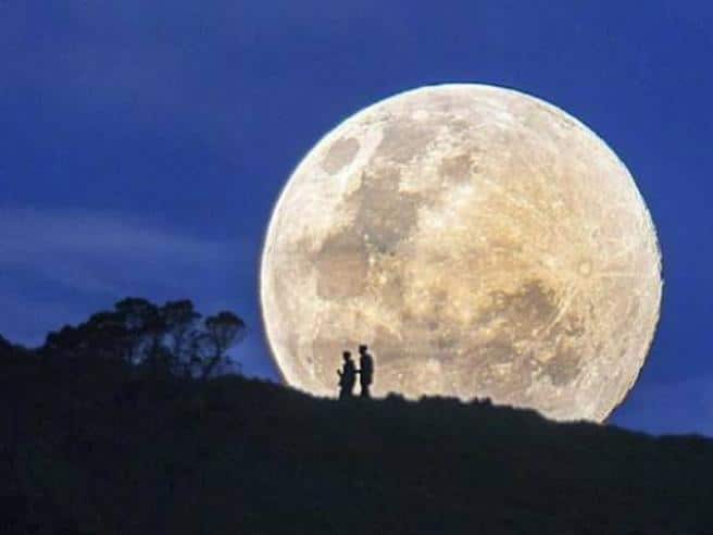 luna fragola superluna