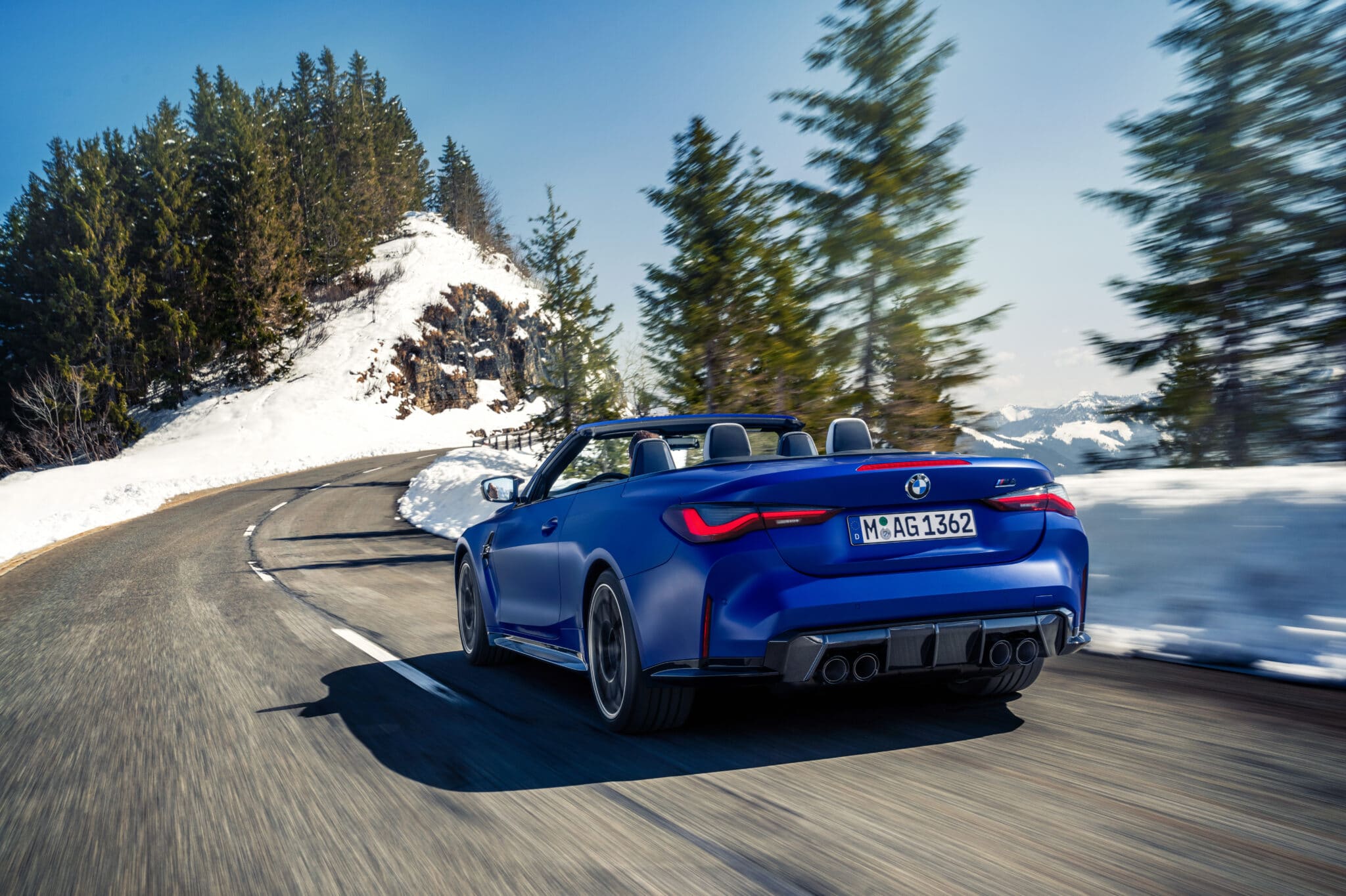 BMW M4 Competition Cabrio: divertimento a cielo aperto