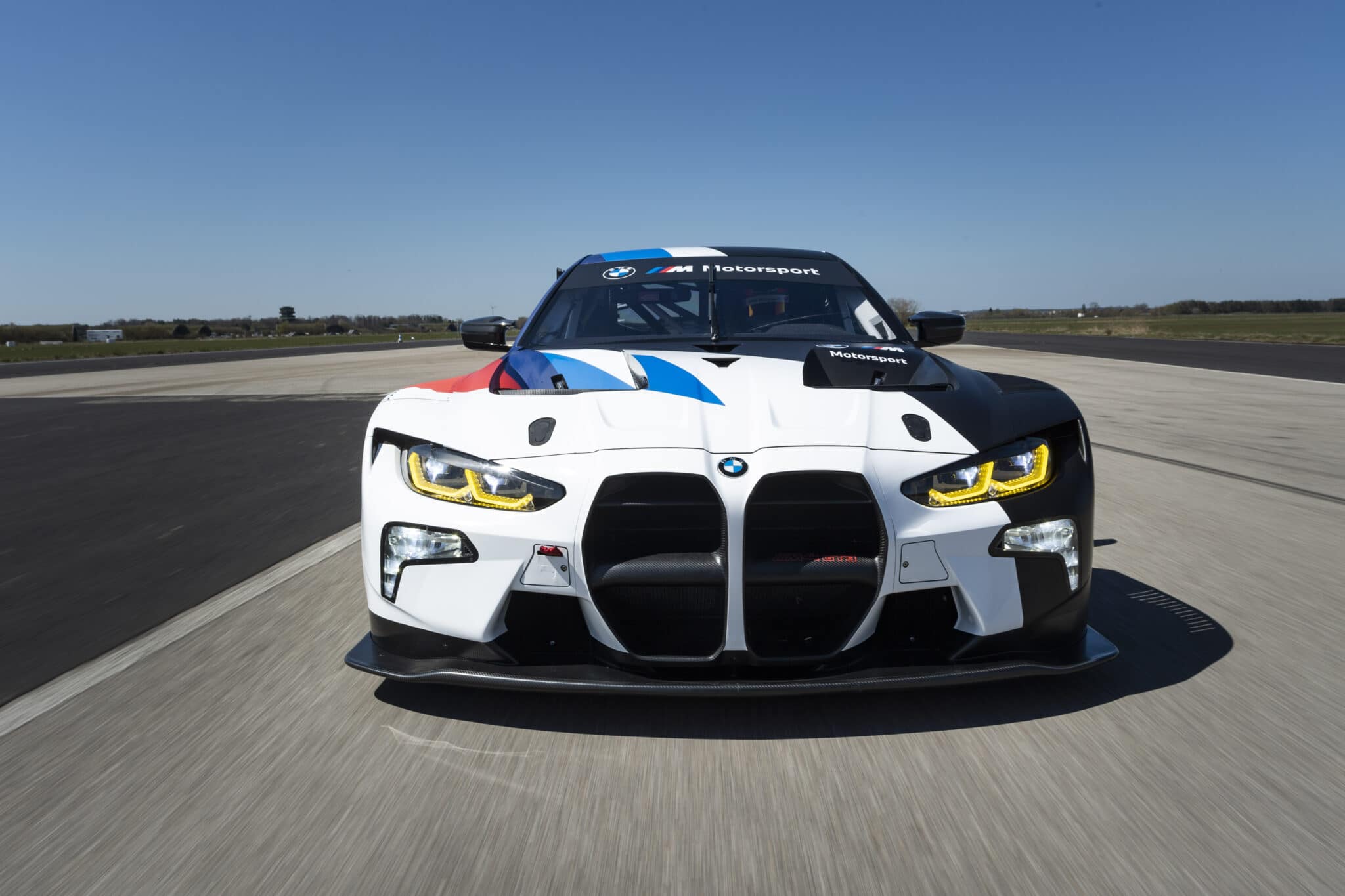 BMW M4 GT3: il frontale