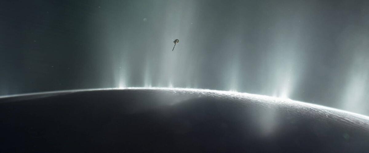I dati della sonda Cassini aprono ad una possibile vita batterica su Encelado - Encelado, Saturno, Cassini, vita batterica, NASA, ESA; ASI Credits: NASA