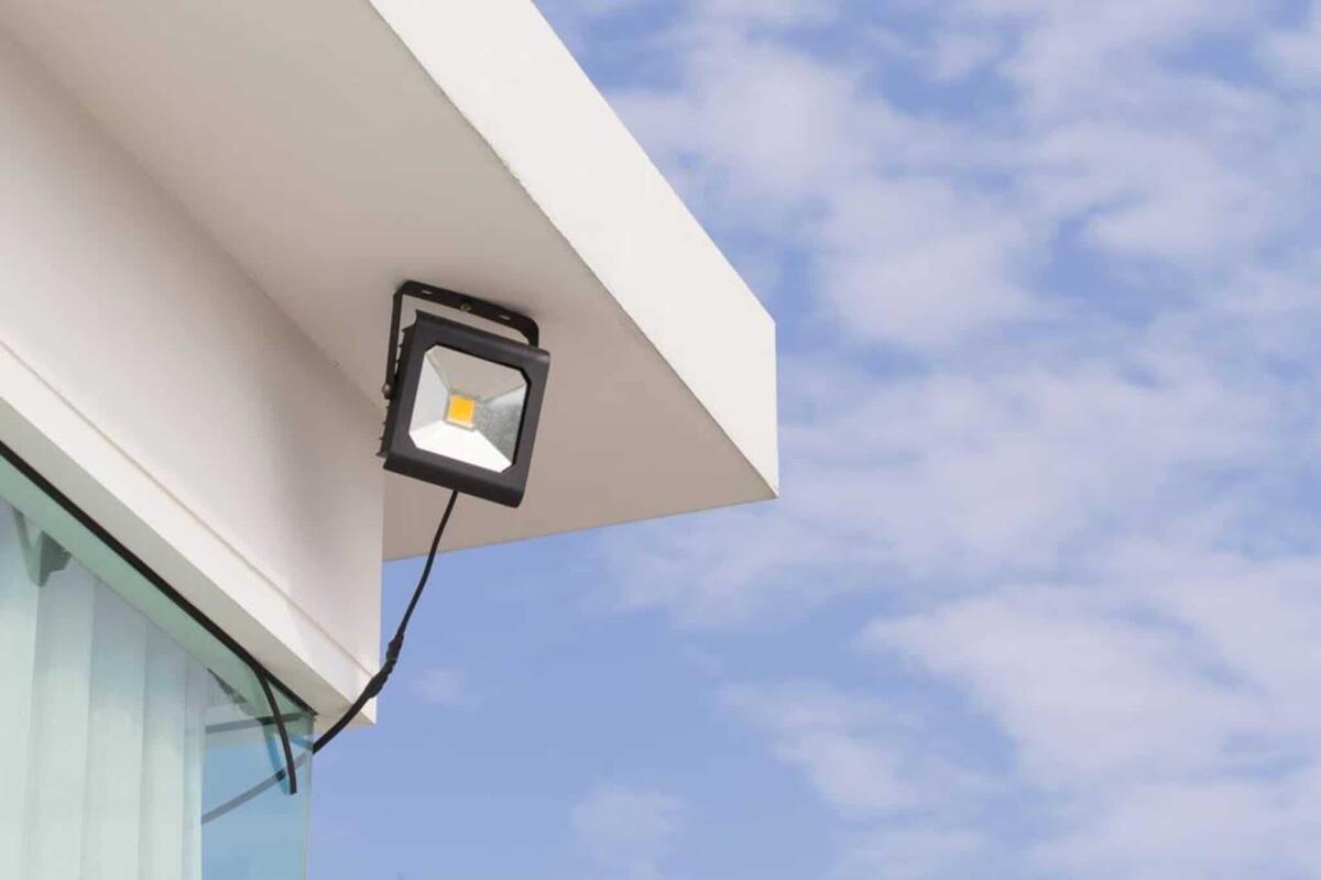 Illuminazione: buoni motivi per passare ai proiettori led - 