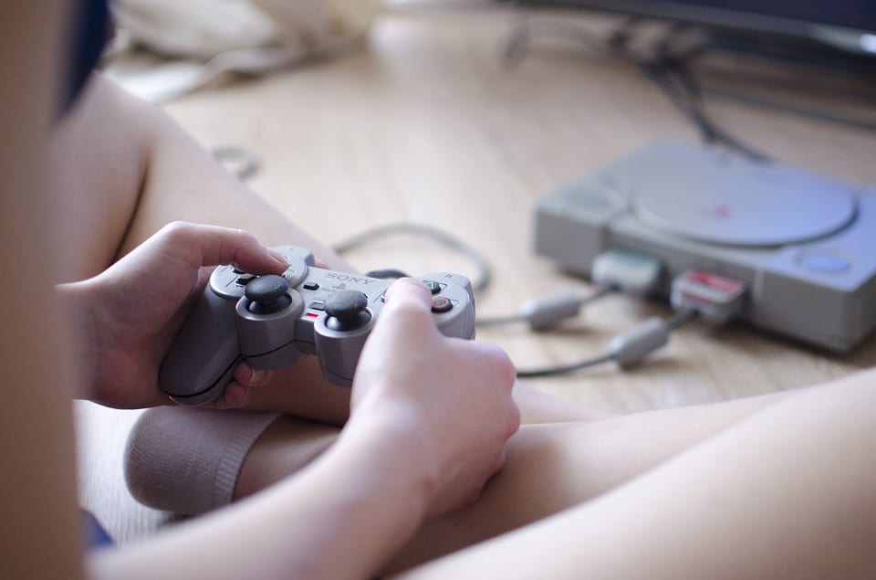 Easter Eggs e glitches: il bello dei giochi (di ieri e di oggi)