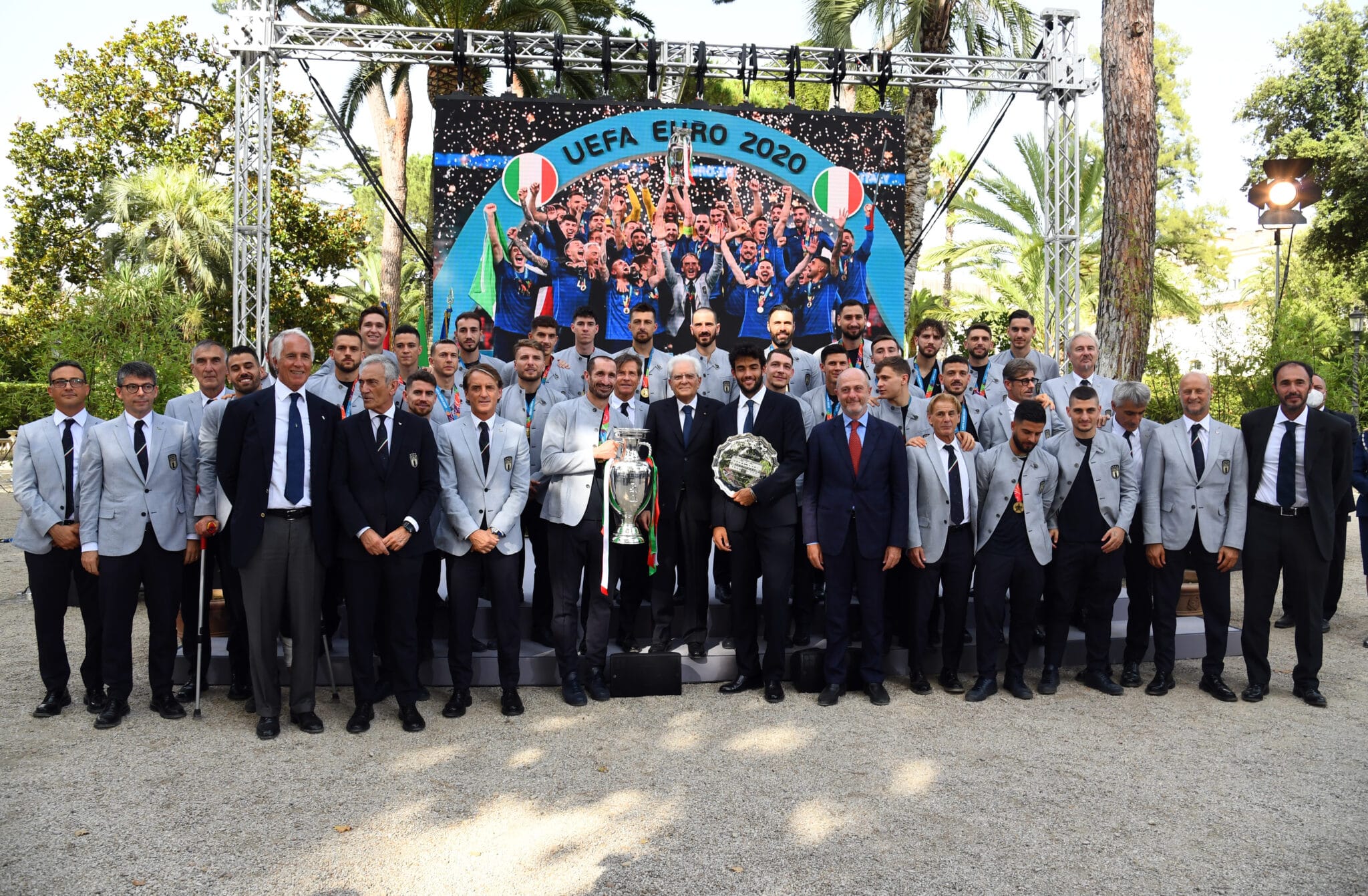 La Nazionale Italiana e Matteo Berrettini, invitati al Quirinale dal Presidente Sergio Mattarella (Fonte: FIGC, Credits: Claudio Villa/Getty Images)