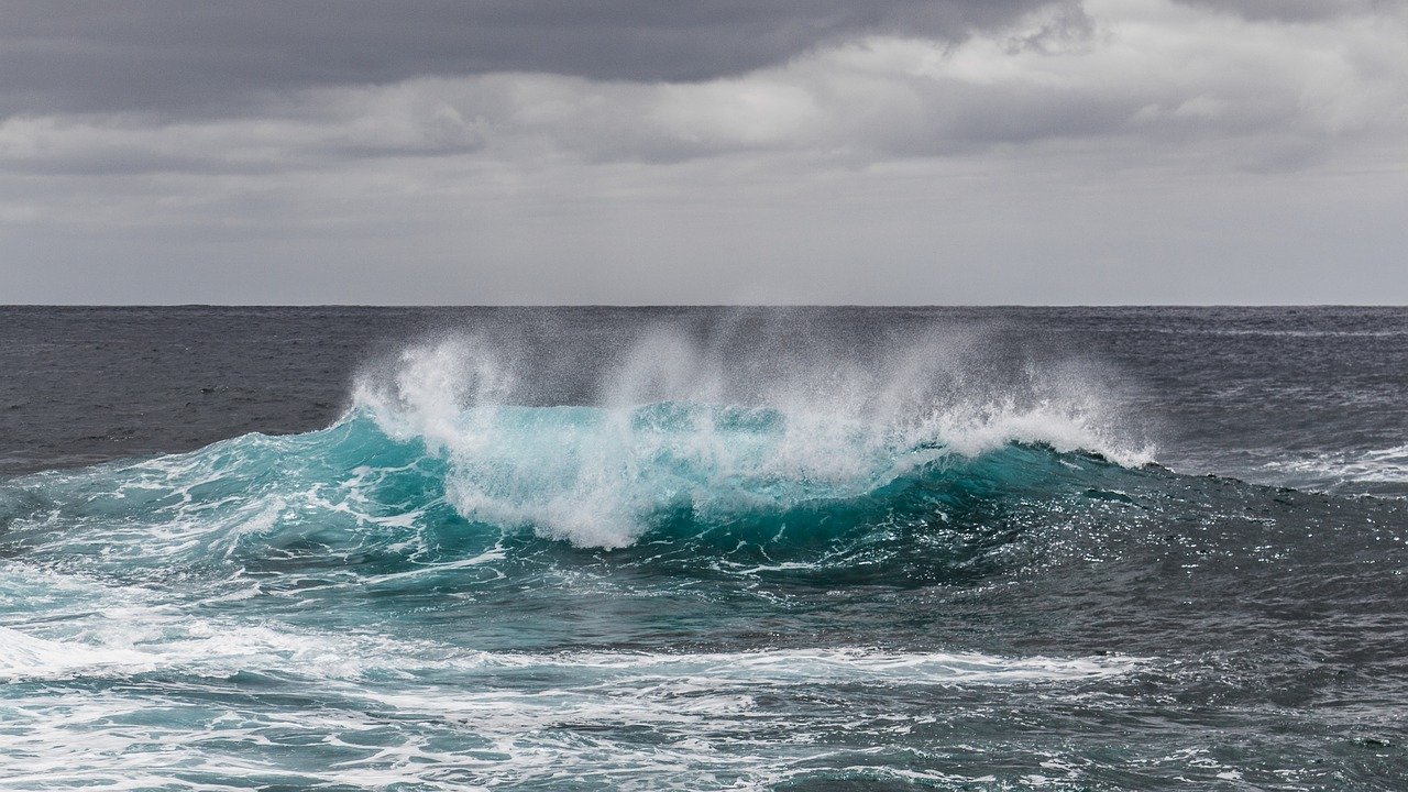 mare, energia, onde, indagine, ENEA, correnti, maree, elettricità, produzione, rinnovabili, tecnologie, transizione energetica, decarbonizzazione, europa, obiettivi, emissioni, Energy Close-up Engineering