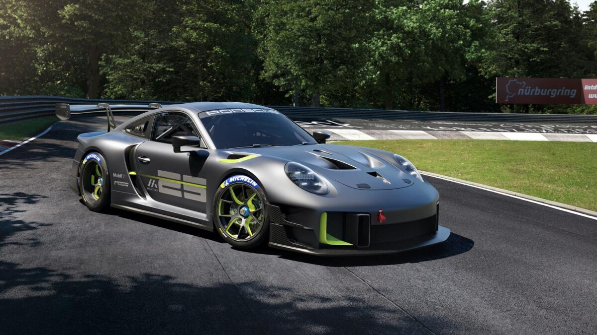Porsche 911 GT2 RS Clubsport 25: l'edizione speciale da pista per i 25 anni di Manthey-Racing GmbH - Porsche 911 GT2 RS Clubsport 25: l'edizione speciale da pista per i 25 anni di Manthey-Racing GmbH