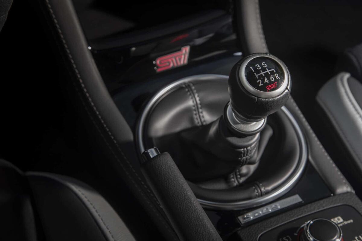 Cambio manuale, le abitudini che possono rovinarlo - cambio manuale
media.subaru.com