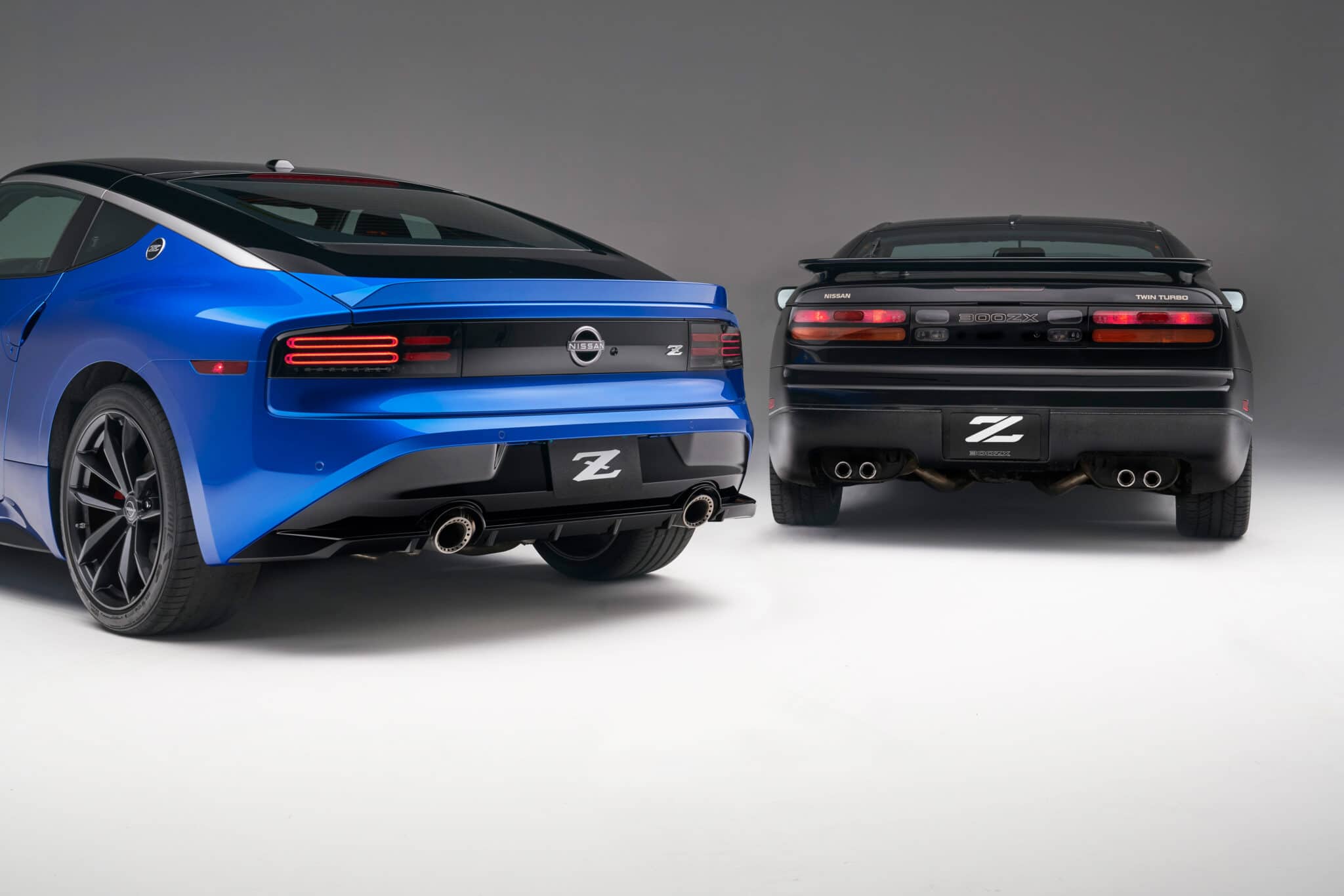 Nissan Z e Nissan 300ZX a confronto - Crediti foto: ufficio stampa Nissan